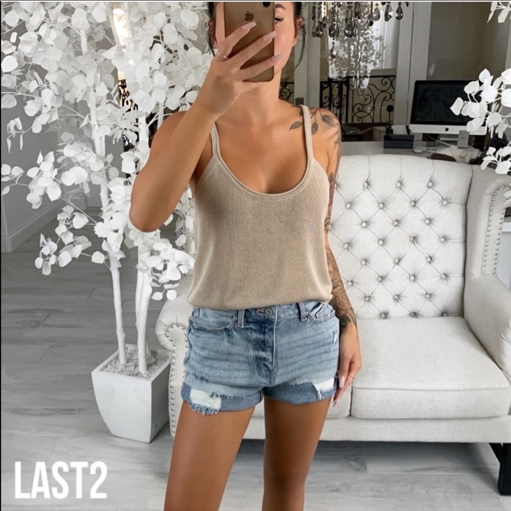 EKATTIRE HILLS Summer basic Tank NWT @itselaine